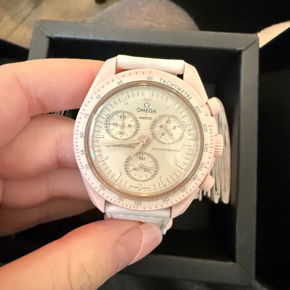 Omega x Swatch Venus Watch - Picture 1 of 3